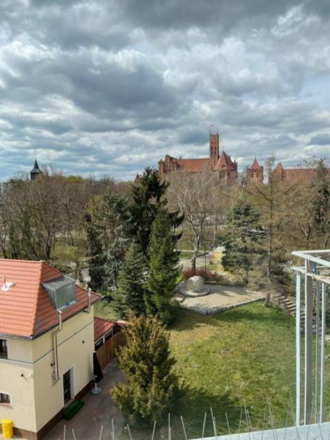 Apartament Z Widokiem Na Zamek Gn Apartment มัลบอร์ก ภายนอก รูปภาพ